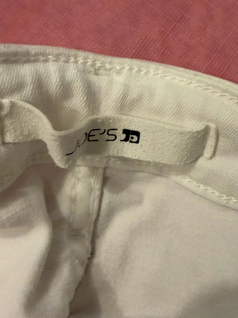 Joe's Jeans White Denim Bermuda Shorts skinny crop with Frayed Hem size 27